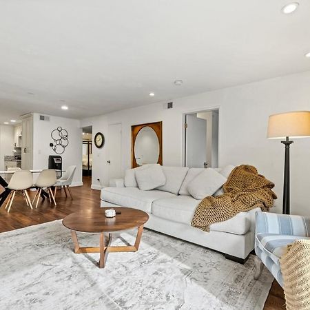 Elegant Hollywood Retreat - Spacious 2Br 2Ba Condo With Resort-Style Amenities Los Ángeles Exterior foto